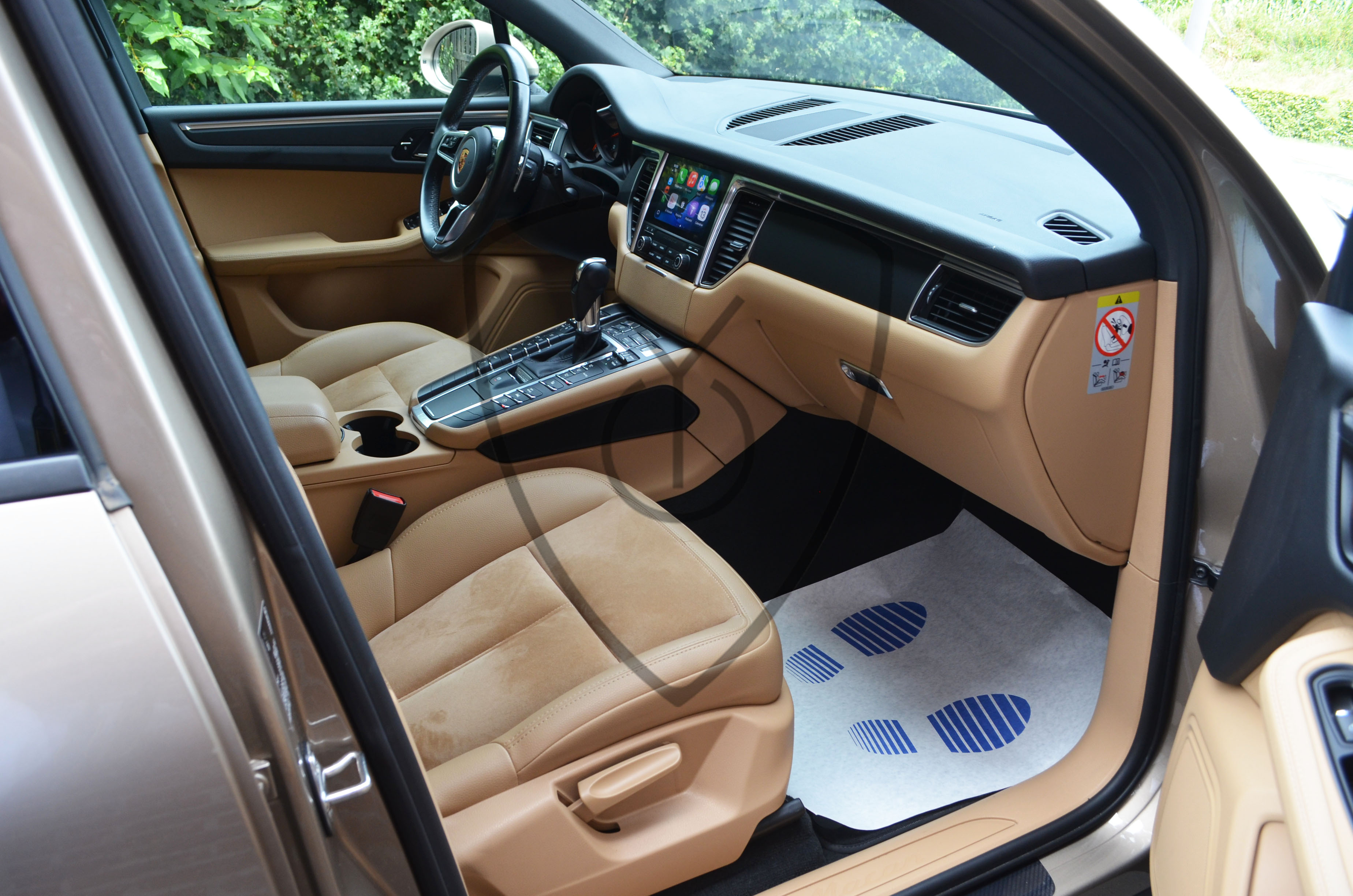 PORSCHE MACAN 2.0 TURBO — image 13